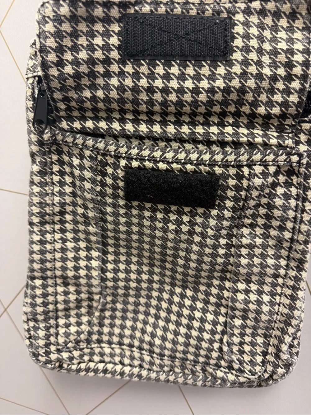 Kavu keeper crossbody